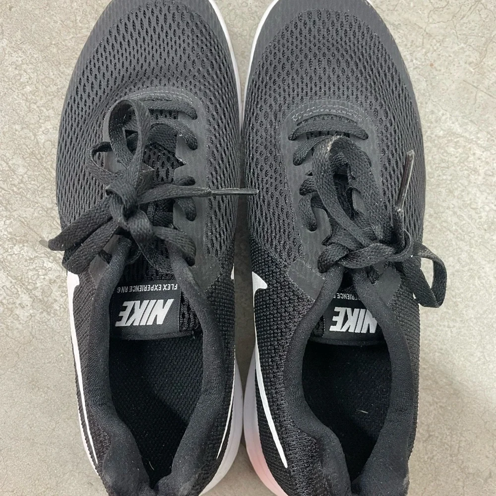 Nike Women's Black Flex Experience RN 6 Size 6.5 - Picture 4 of 8